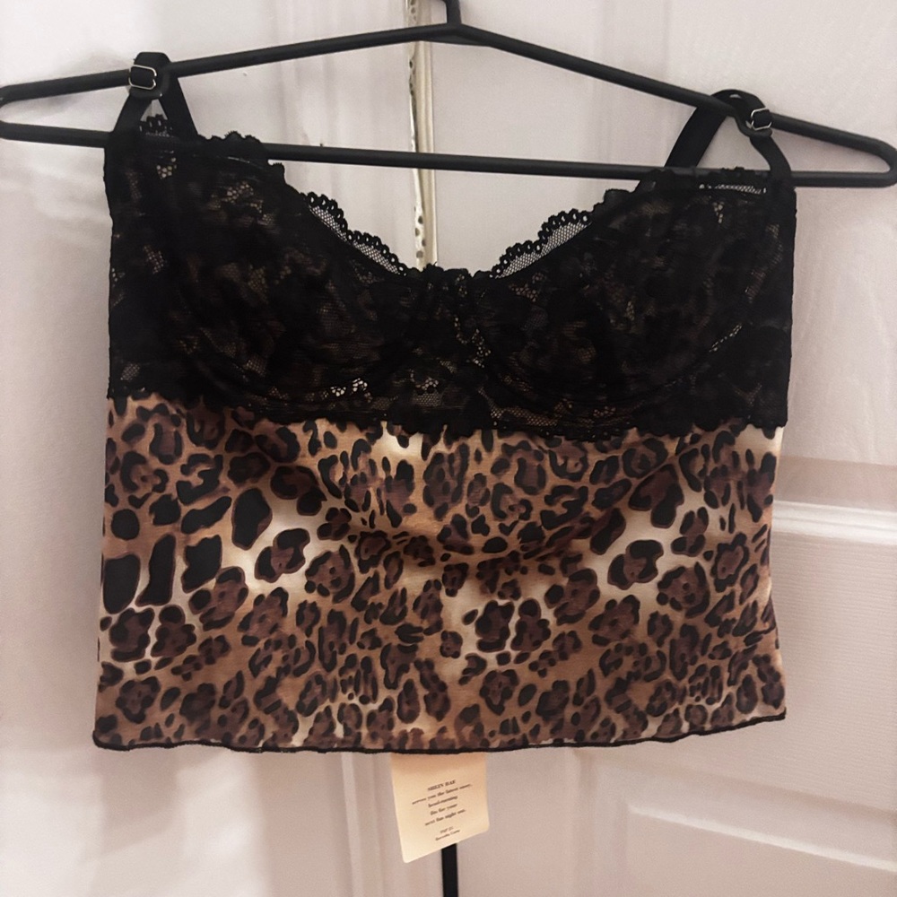 Leopard Print Lace Trim Top